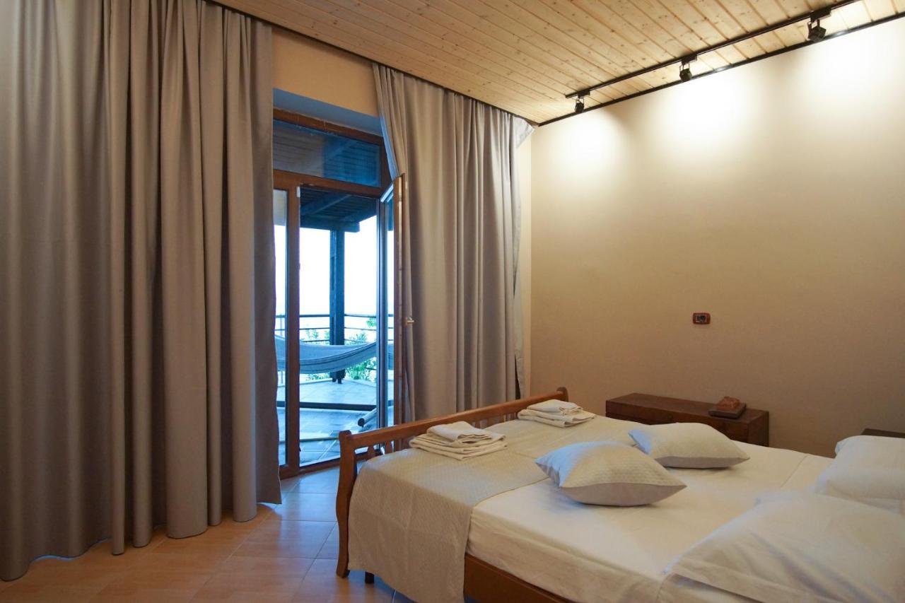 Seaside Duplex Stone Villa Qeparo Dış mekan fotoğraf