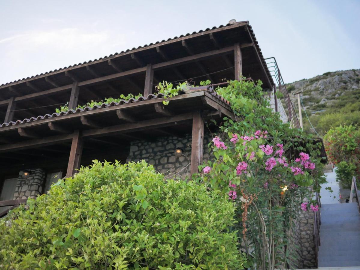 Seaside Duplex Stone Villa Qeparo Dış mekan fotoğraf