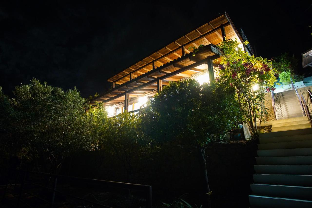 Seaside Duplex Stone Villa Qeparo Dış mekan fotoğraf