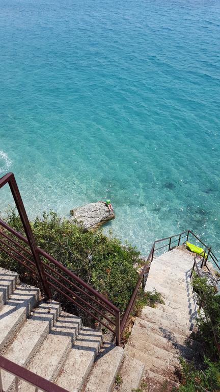 Seaside Duplex Stone Villa Qeparo Dış mekan fotoğraf